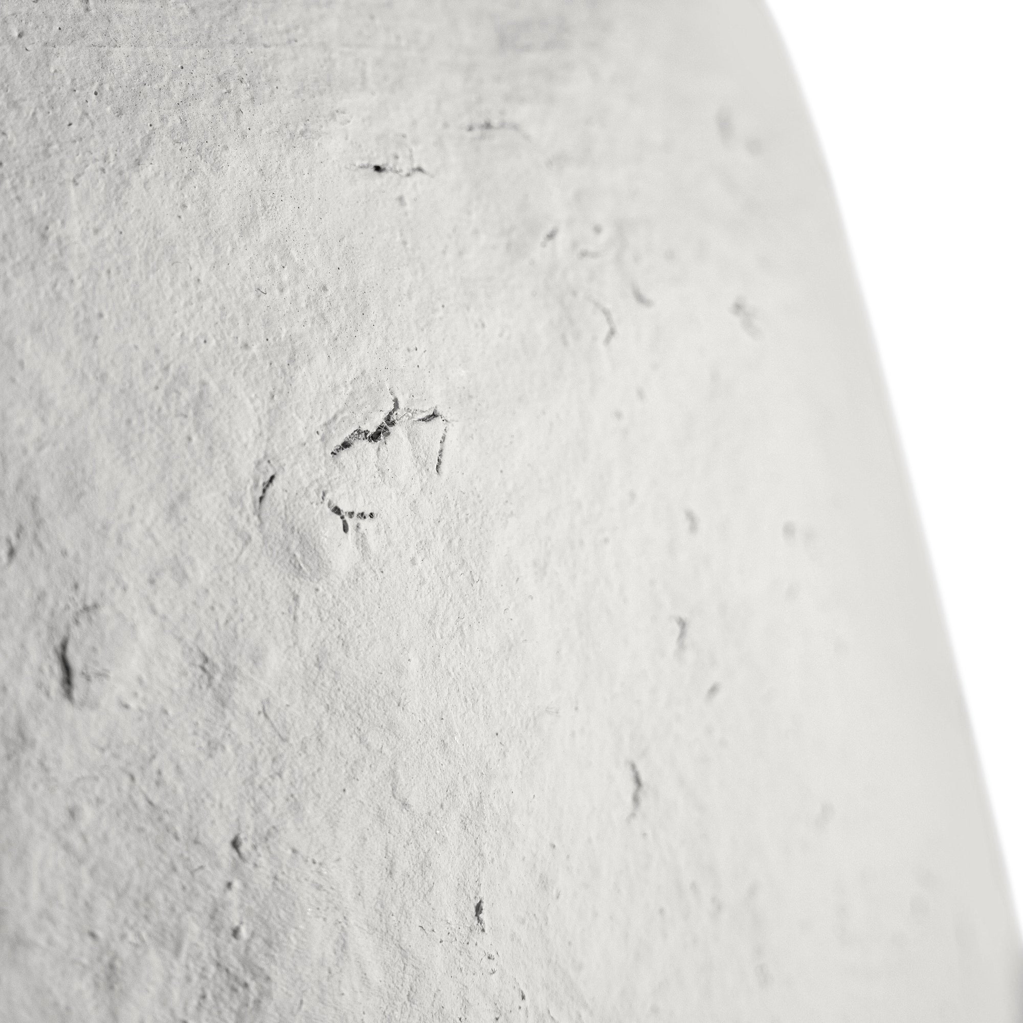 Lindiwhe Papier-Mâché Pendant