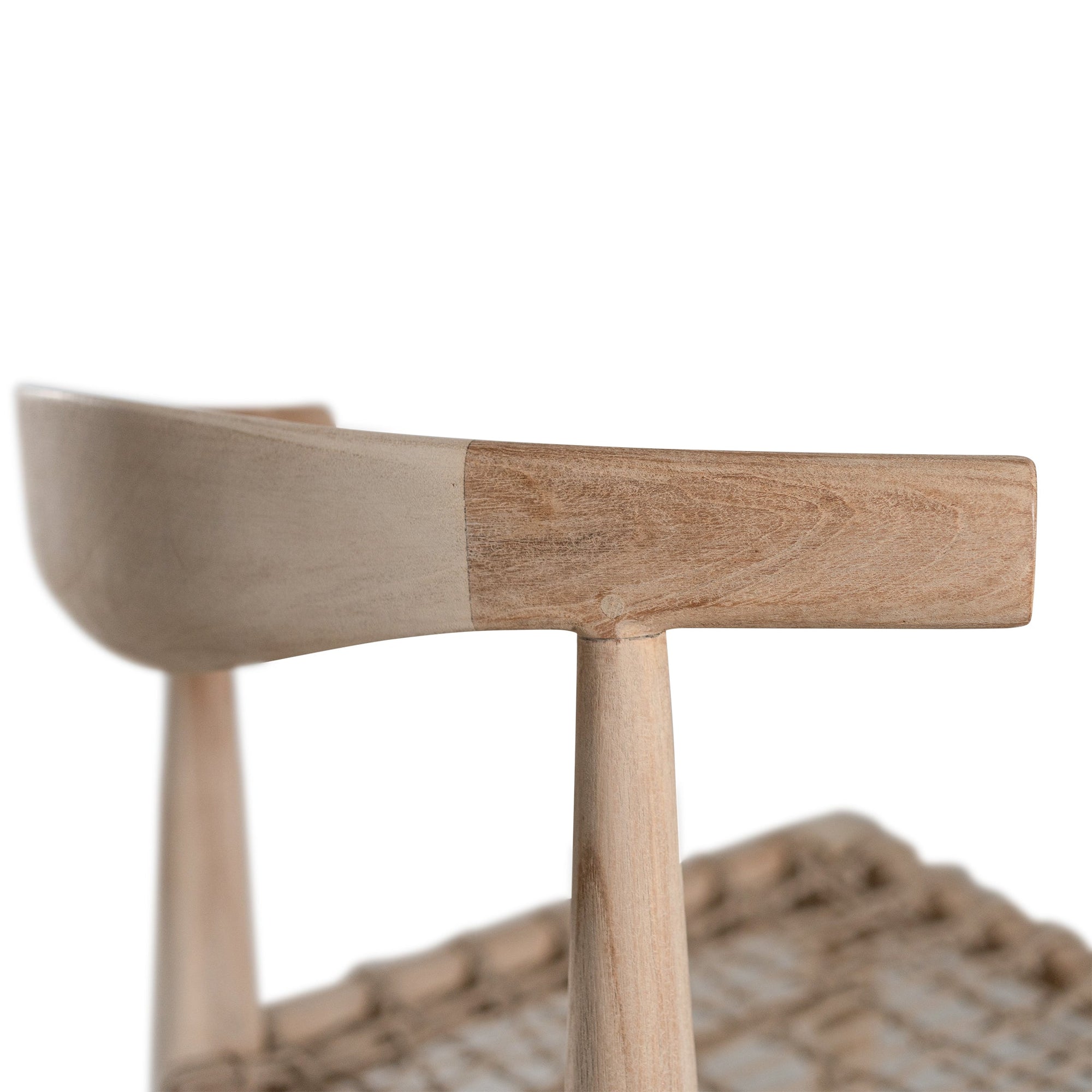 Modern lightwood dining chair featuring a sculpted timber backrest and a handwoven rope seat. A perfect blend of natural materials and contemporary craftsmanship for stylish dining spaces