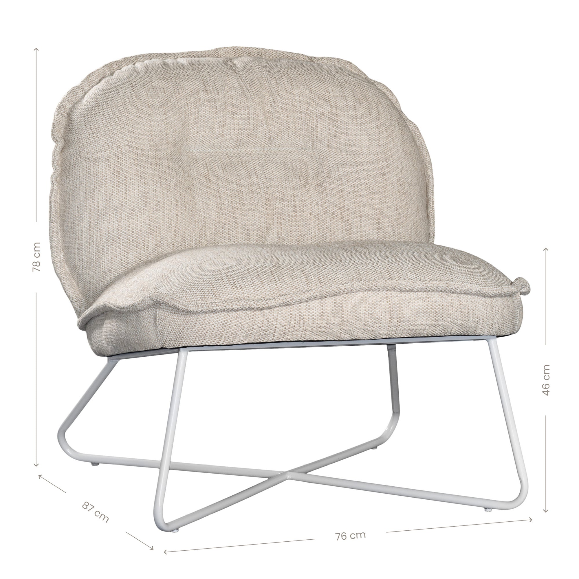 A modern natural lounge chair featuring a cushioned seat and backrest upholstered in textured linen fabric. Designed with a sleek metal frame, this chair offers a stylish and comfortable seating option for contemporary interiors