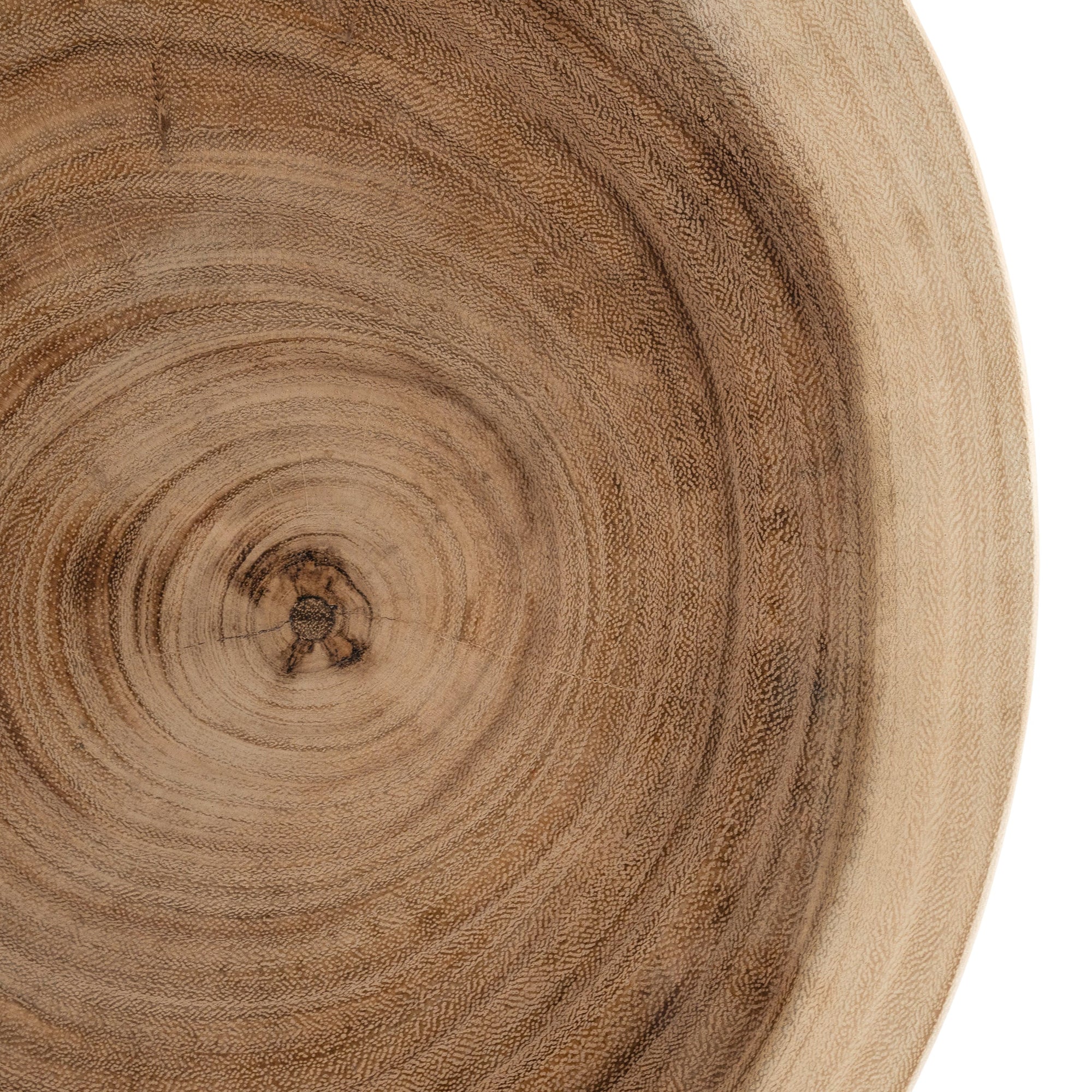 Lumara cheese plate in solid natural wood with round profile, visible timber grain and low pedestal feet.