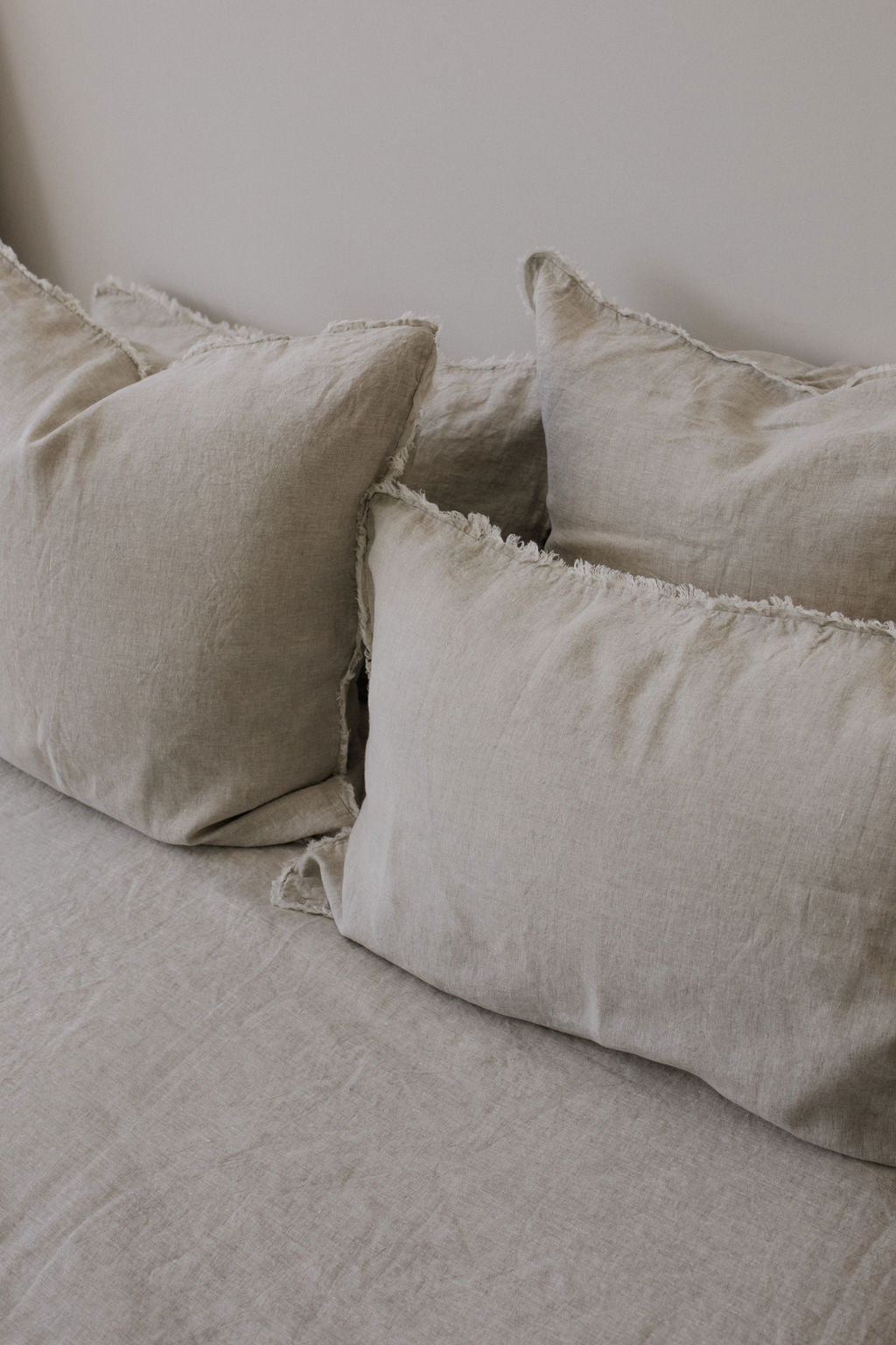 “Sable” Frayed Linen Pillowcases - KULALA Living
