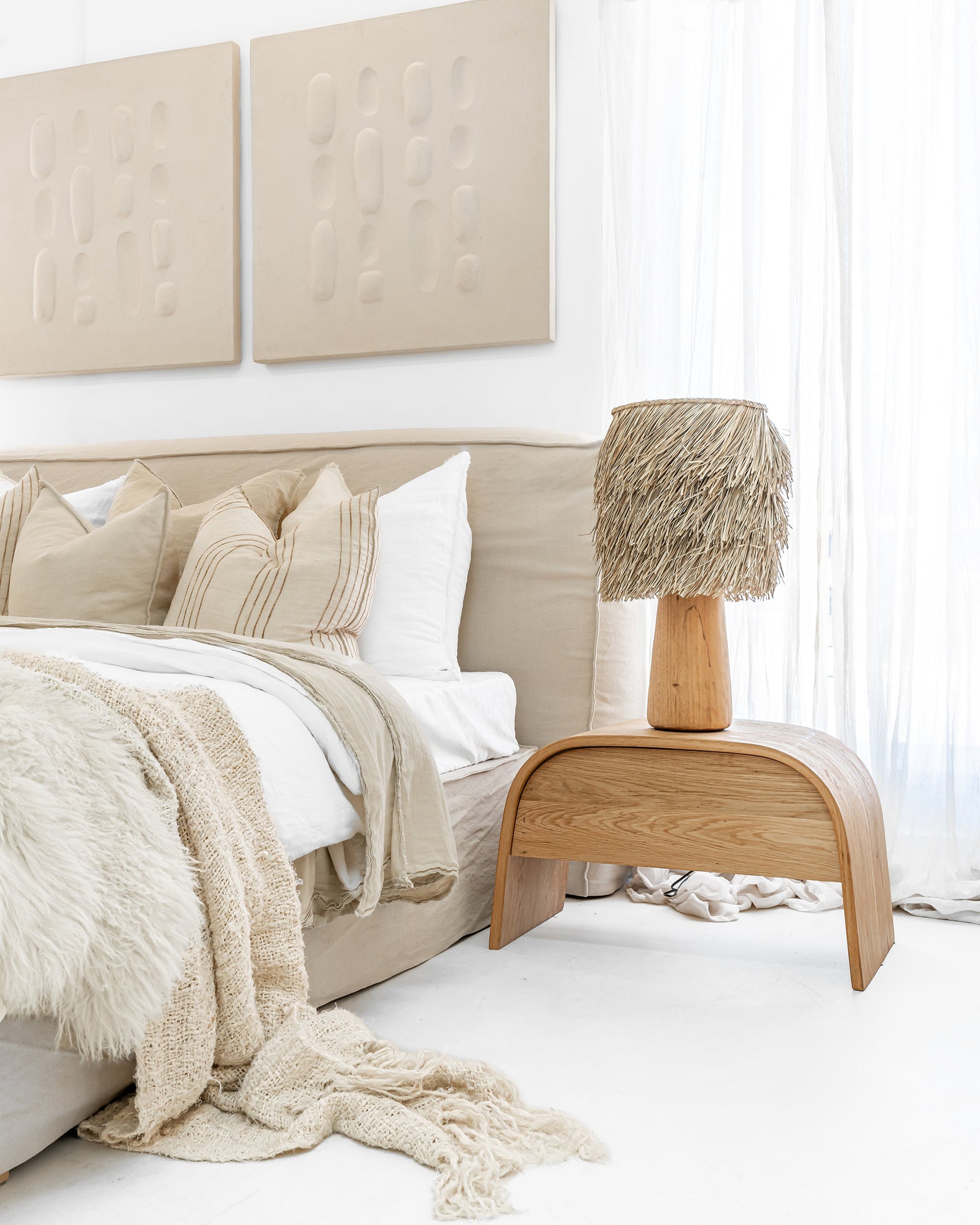 Elula Bedside | European White Oak KULALA Living